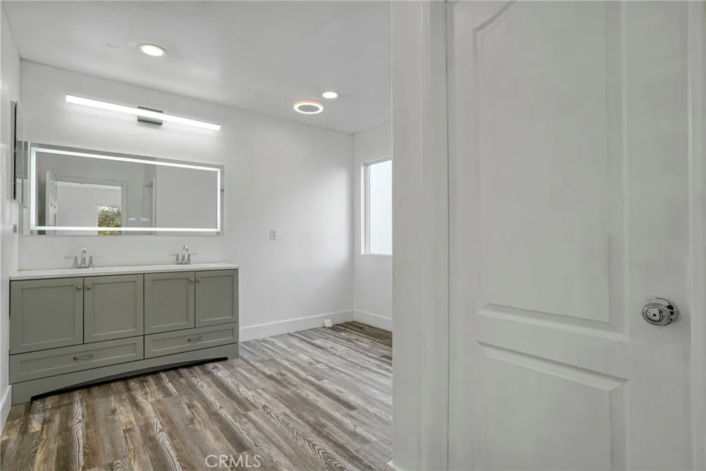 3500 Desert Oak Drive, Palmdale, California 93550 home-pic-14